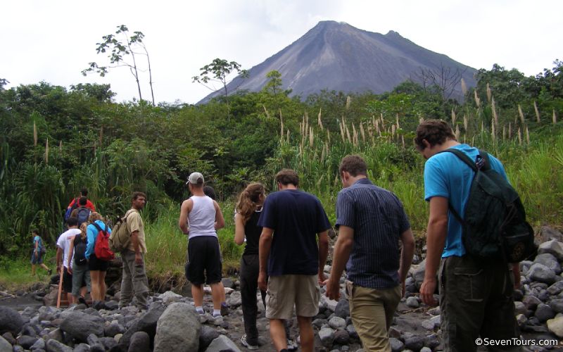 Senderos del volcán